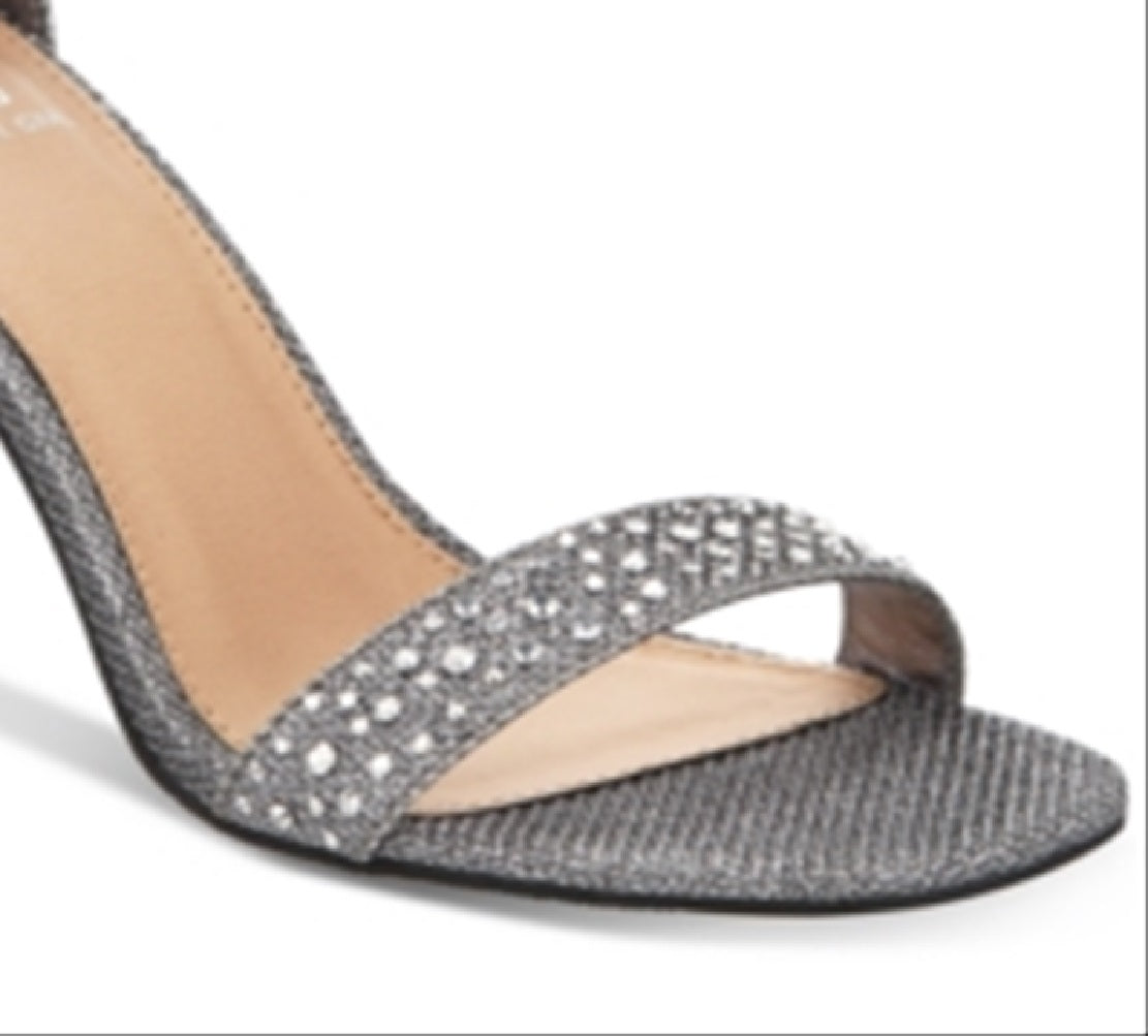 Material Girl Women's Beverly Glitter Textured Dress Sandals Gray Size 8.5 M