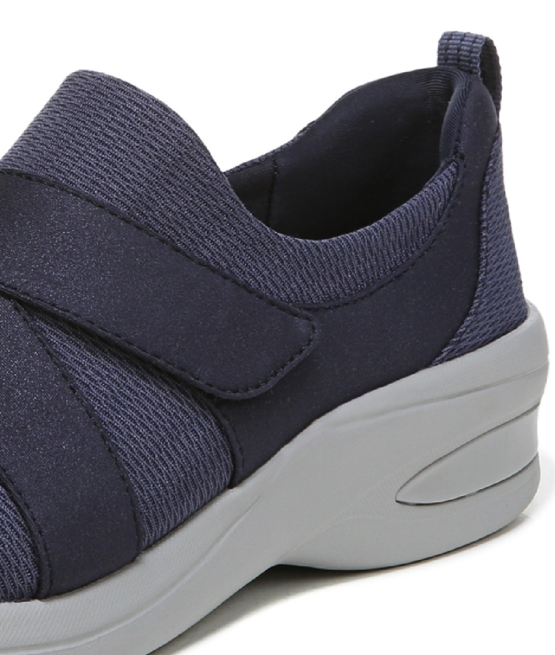 Bzees Women's Refresh Washable Slip On Mary Janes Shoes Blue Size 7.5 M