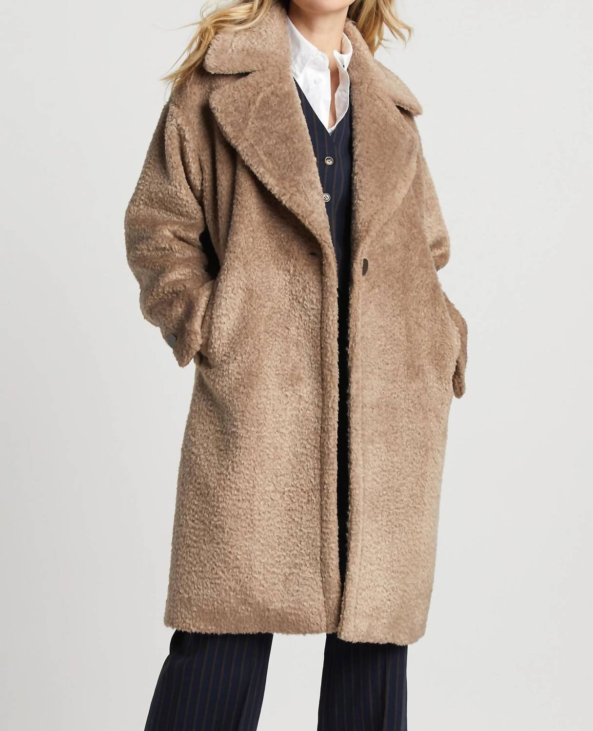 Adroit Atelier - Polly Faux Fur Long Coat