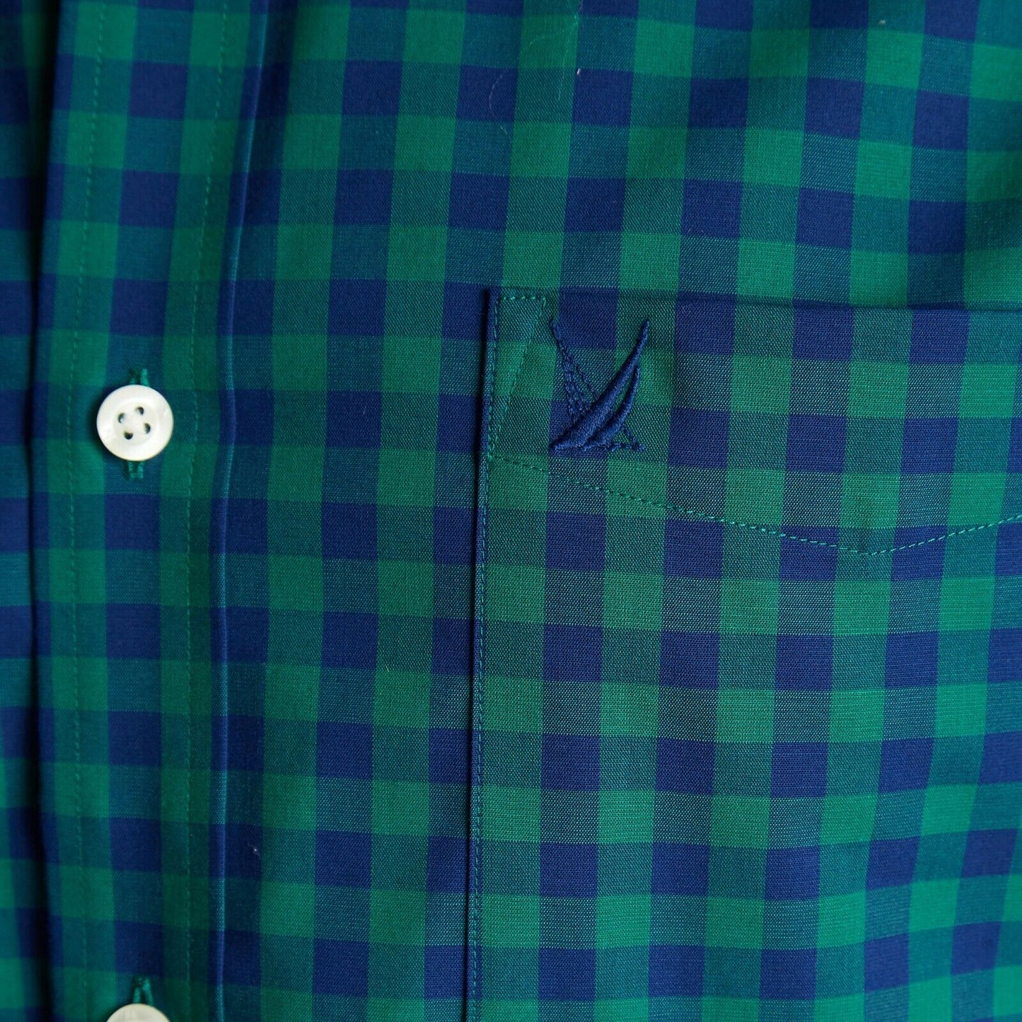 Nautica Men's Sail Navtech Wrinkle Resistant Plaid Shirt Green Size X-Large