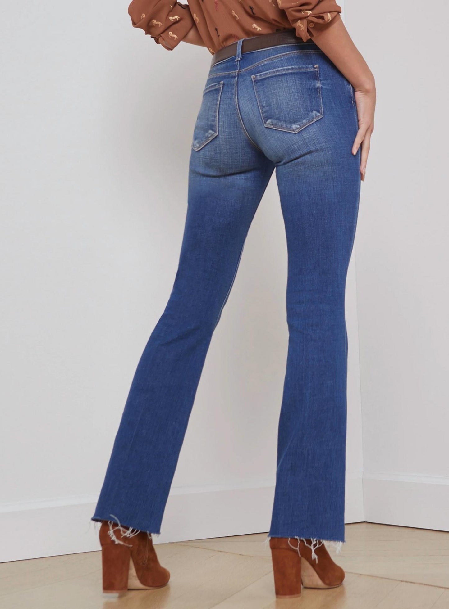 L'Agence - Sneeki Low Rise Sneaker Straight Jean