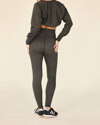 Strut This - The Shrug