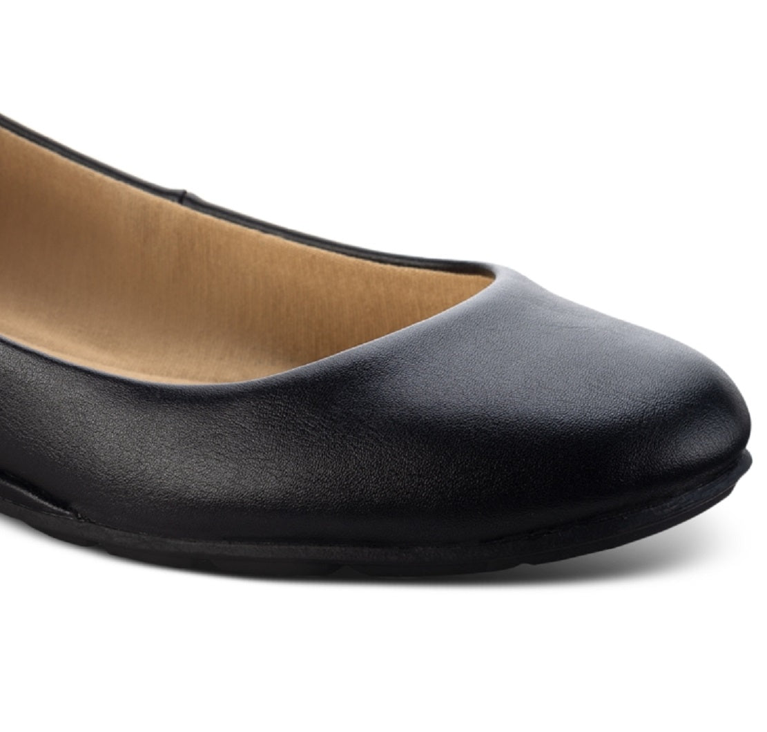 Sun + Stone Women's Eliana Flats Black Size 6 M