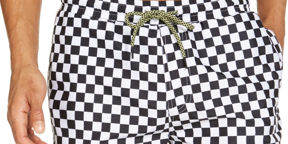 INC International Concepts Men's Zane Checkerboard 5 Swim Trunks White Size Large