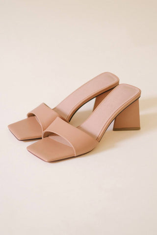 Chinese Laundry - Women's Yanda Dress Pump Heel