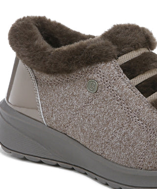 Bzees Women's Golden Faux Fur Lined Bootie Brown Size 6 M