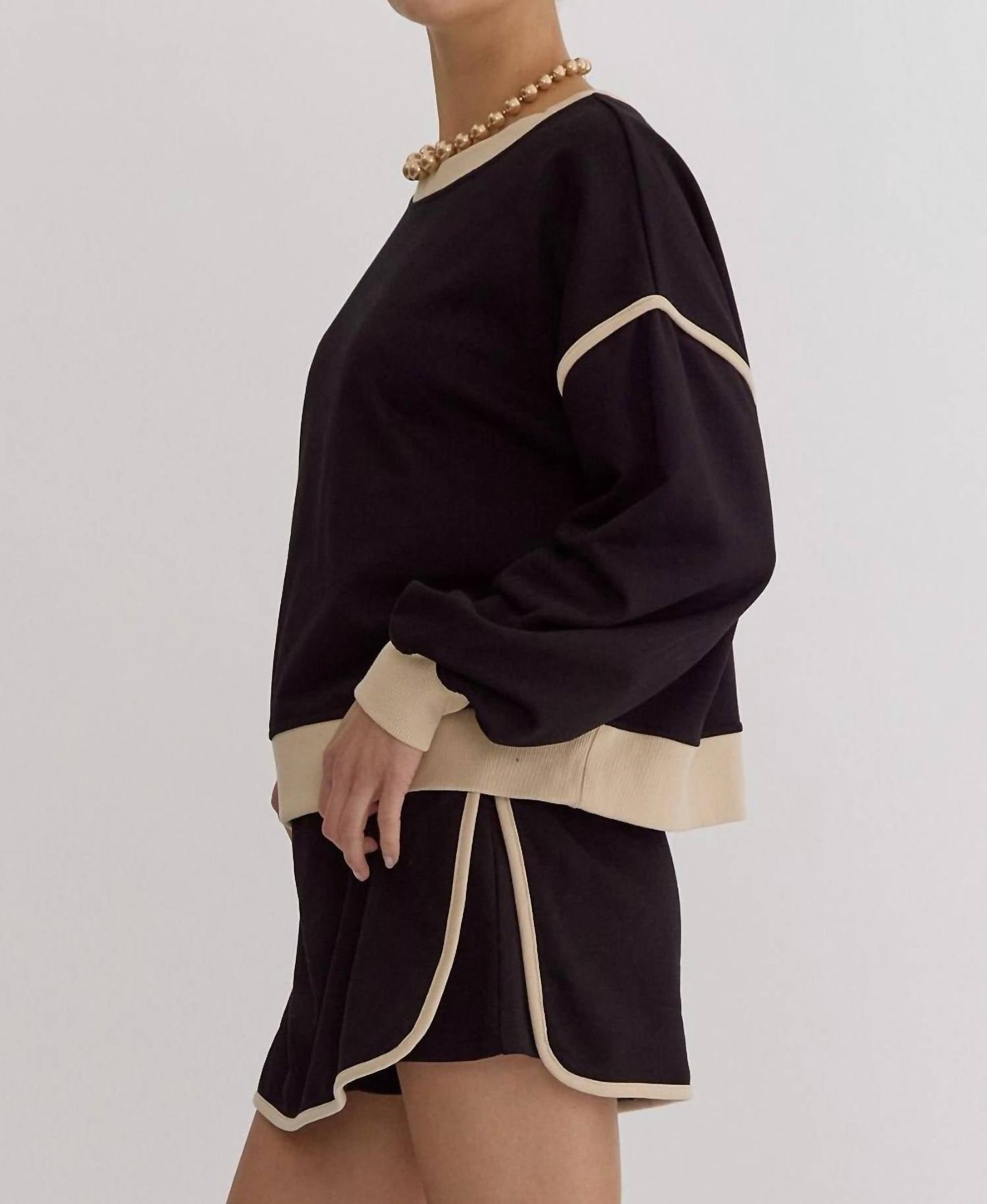 Entro - Solid Contrast Trim Long Sleeve Top