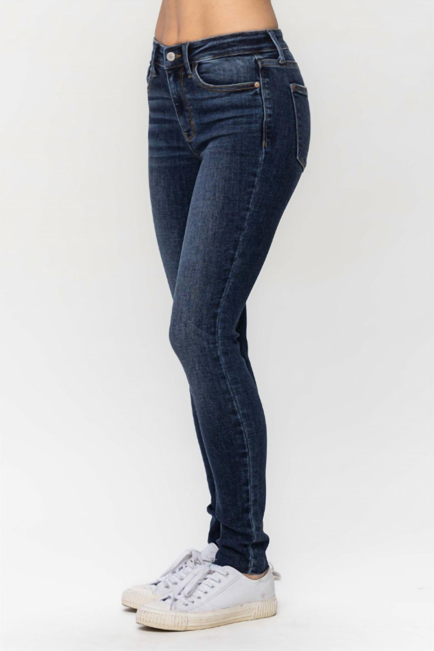 Judy Blue - Mid Rise Vintage Raw Hem Skinny Jeans