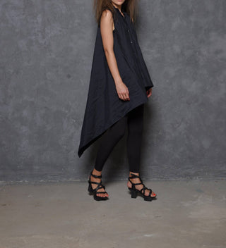 Simply Mila - Sleeveless Asymmetrical Tunic