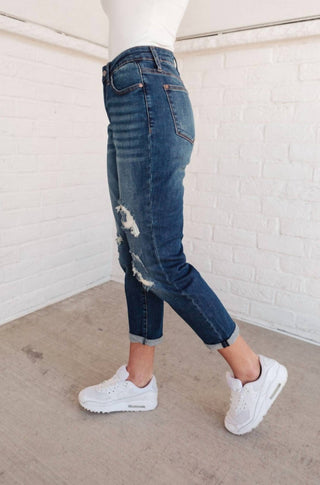 Judy Blue - Mid Rise Thermal Boyfriend Distressed Jeans