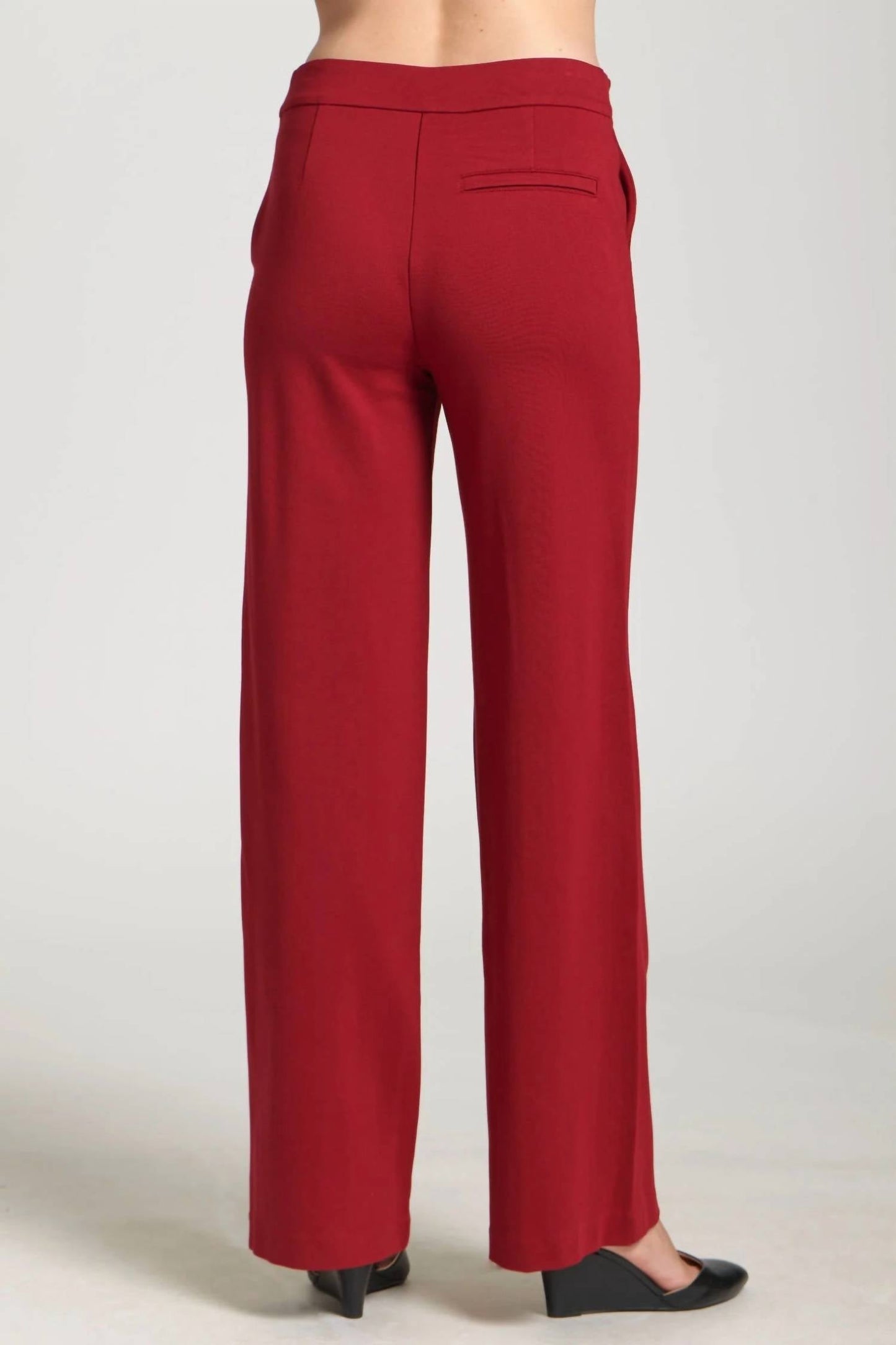 Apny - Front Zip Pant With Pin Tuck