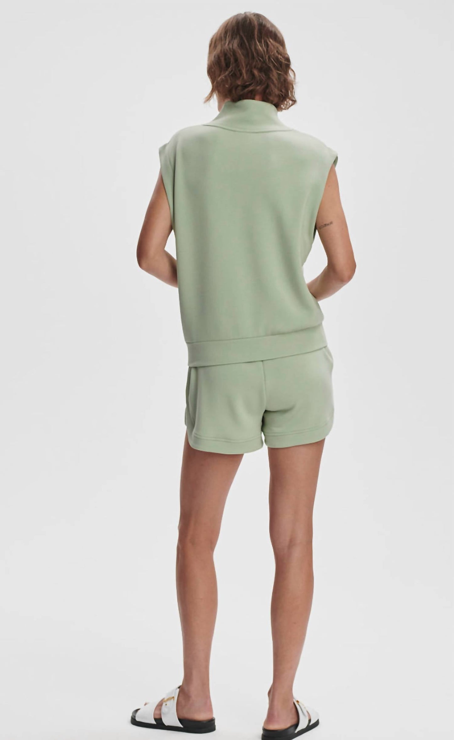 Varley - Loretta Half Zip Sleeveless Sweatshirt