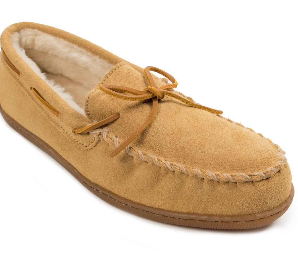 Minnetonka Men's Suede Moccasin Brown Size 9 M