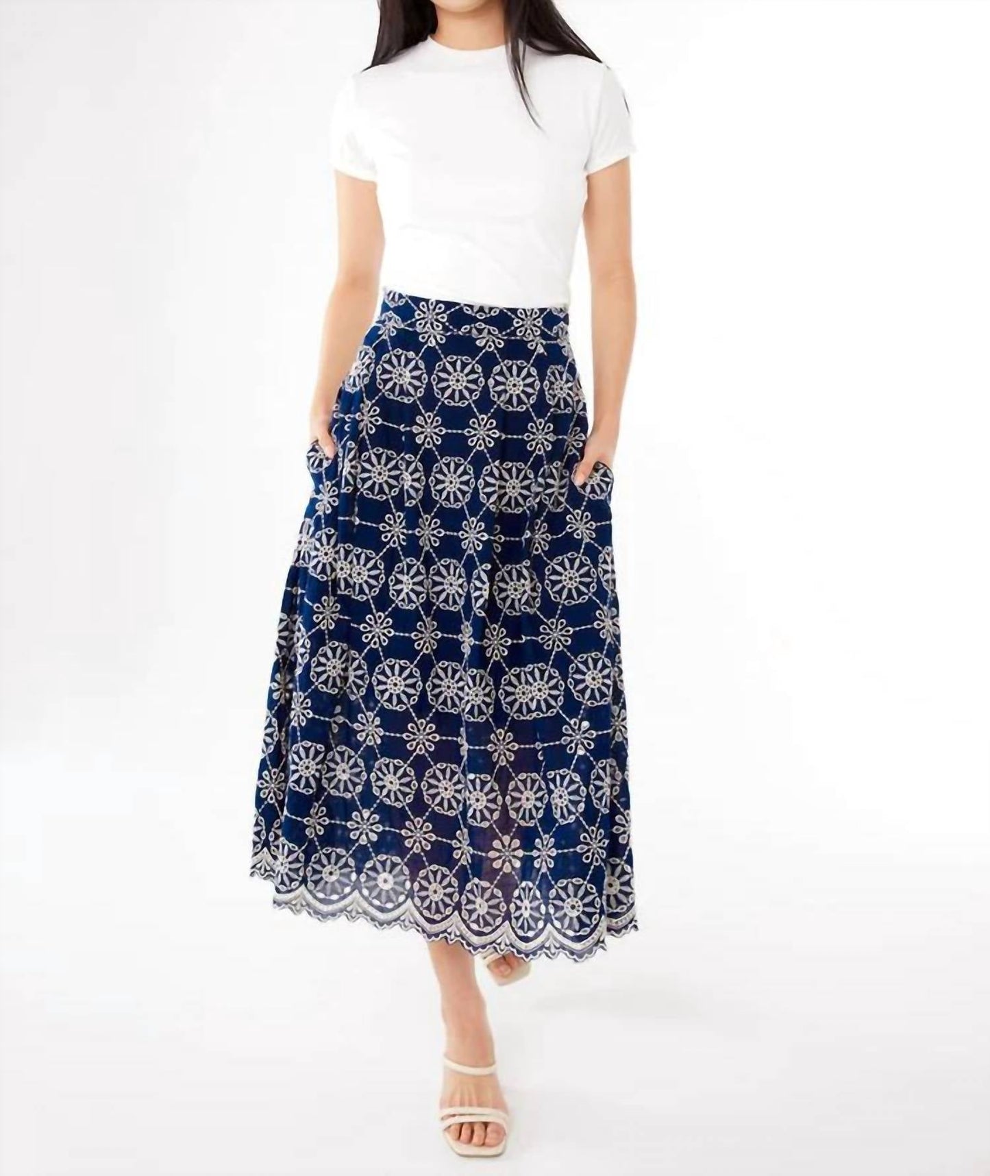 Abbey Glass - MEDALLION PRINT MIDI SKIRT
