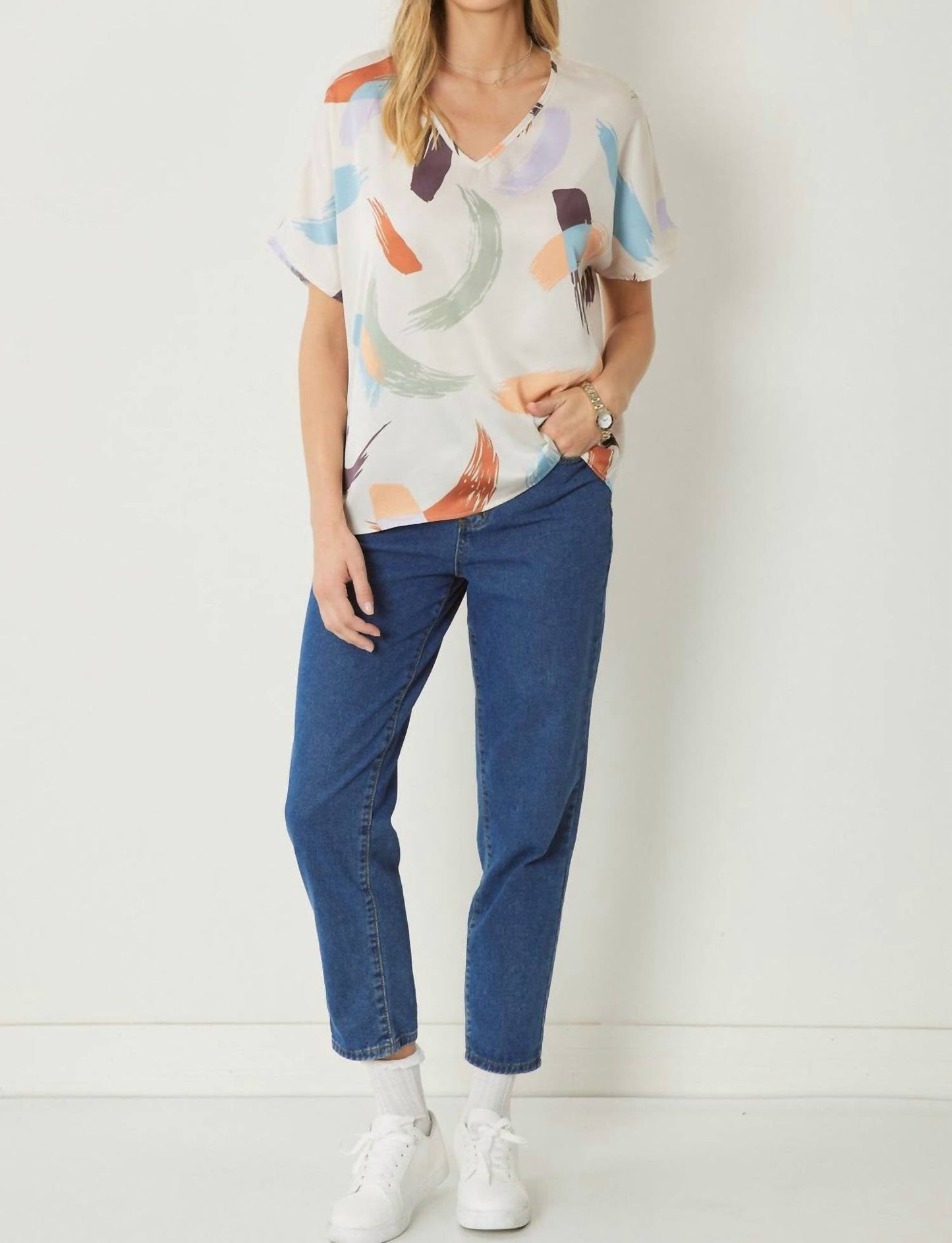 Entro - Brushstroke V-neck Top