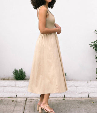 Urban Daizy - Gathered Waist Sundress