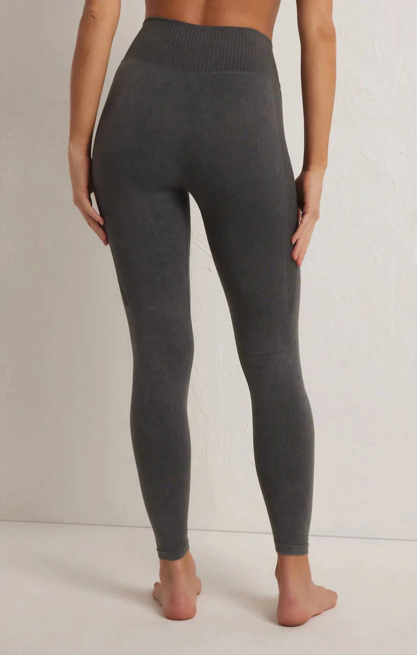 Z Supply - WASH OUT SEAMLESS 7/8 LEGGINGS