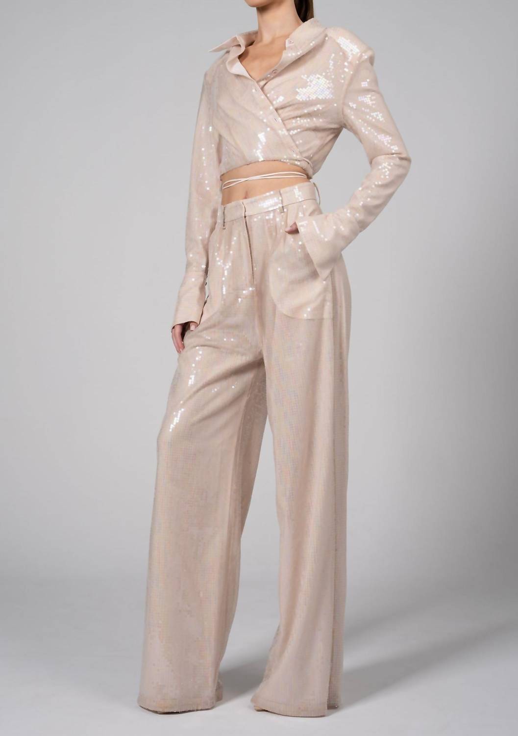 Nonchalant Label - Roxanne Pant