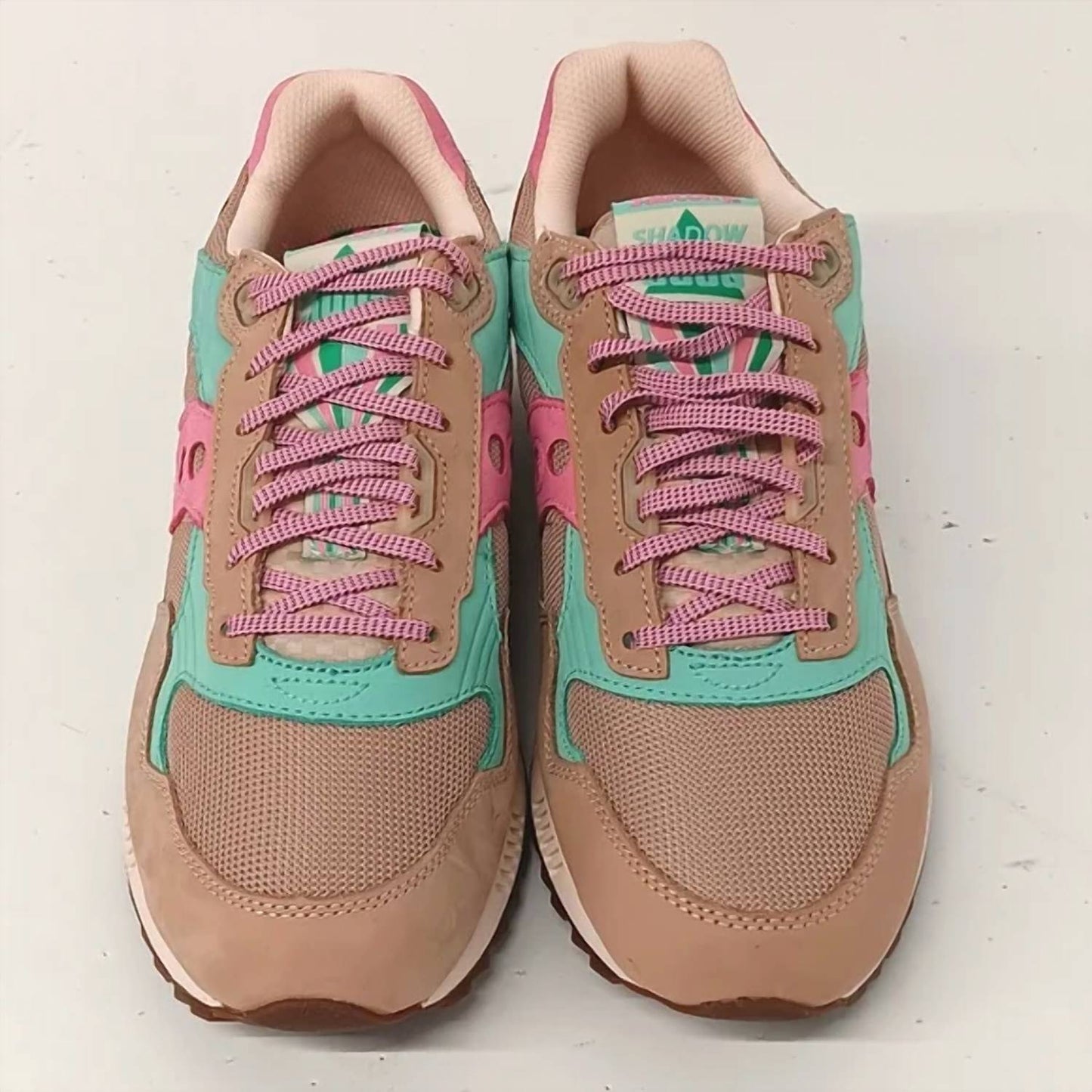 Saucony - Women's Shadow 5000 Earth Citizen Low Top Sneakers