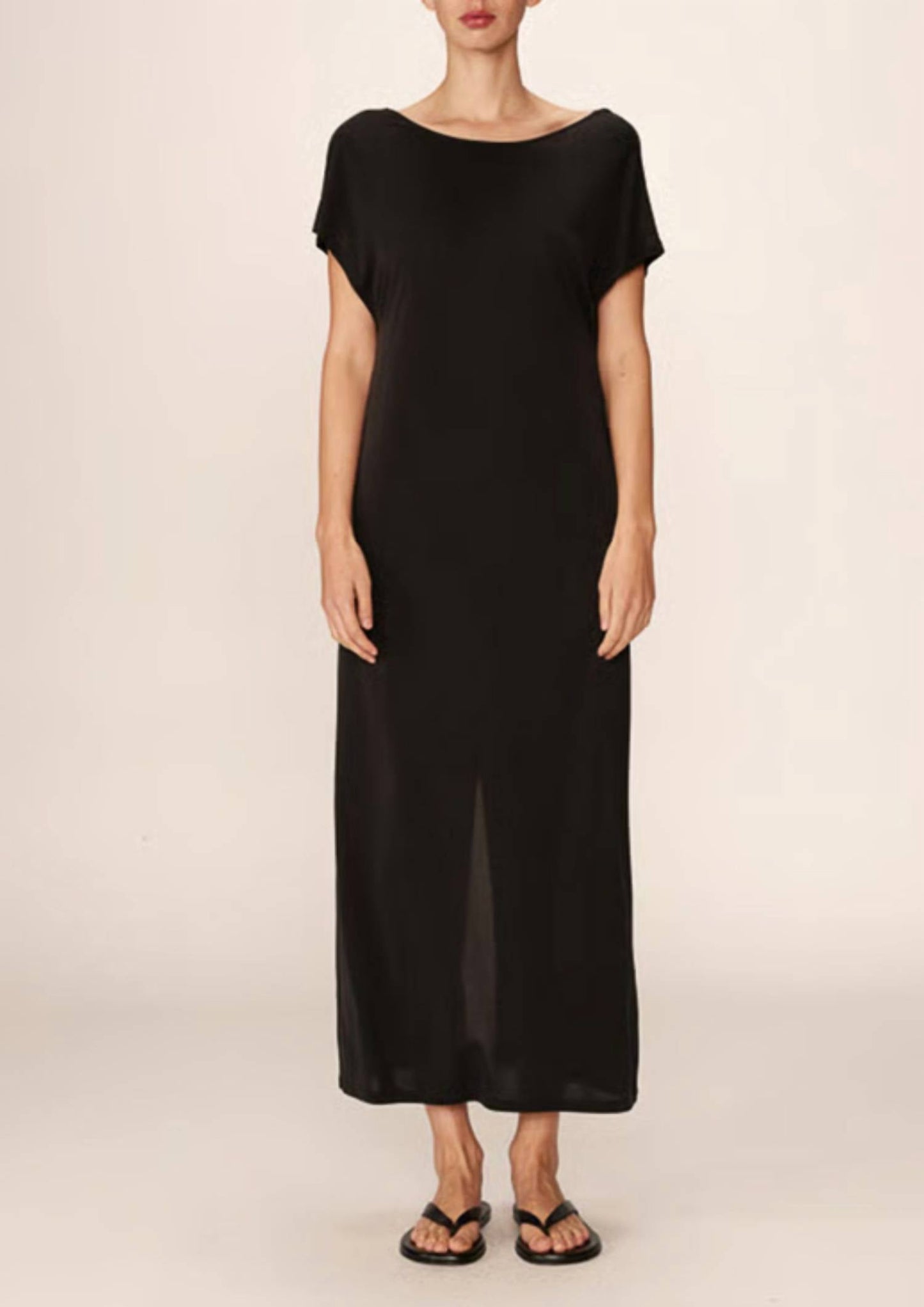 Grace & Mila - V-neckline At The Back Maxi Dress