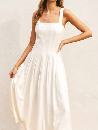 Dress Forum - Women's Midi Dress