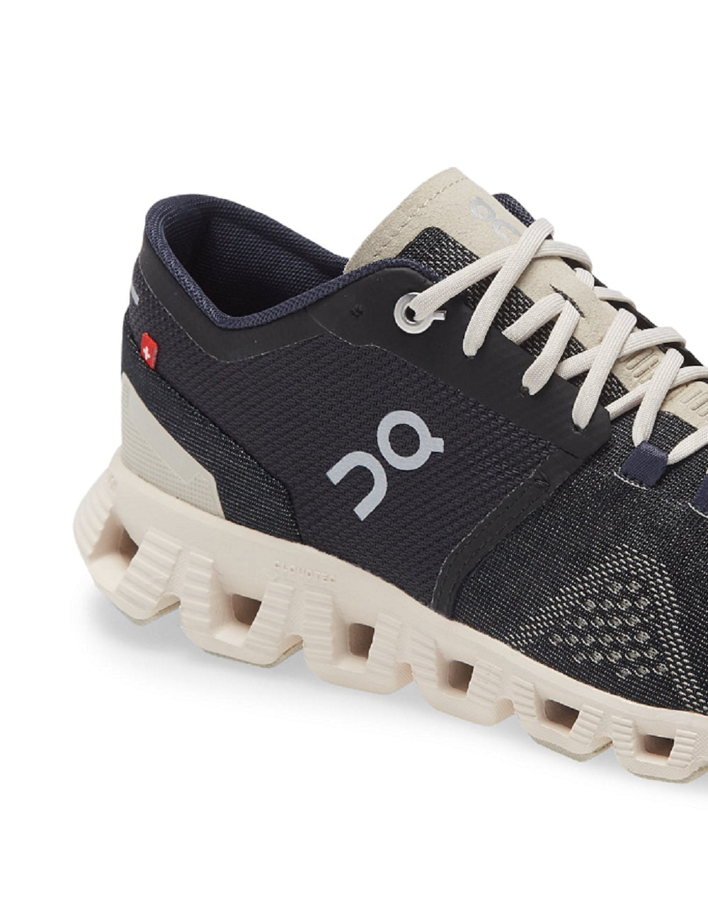 ON Women's Cloud X Training Shoe Black Size 9