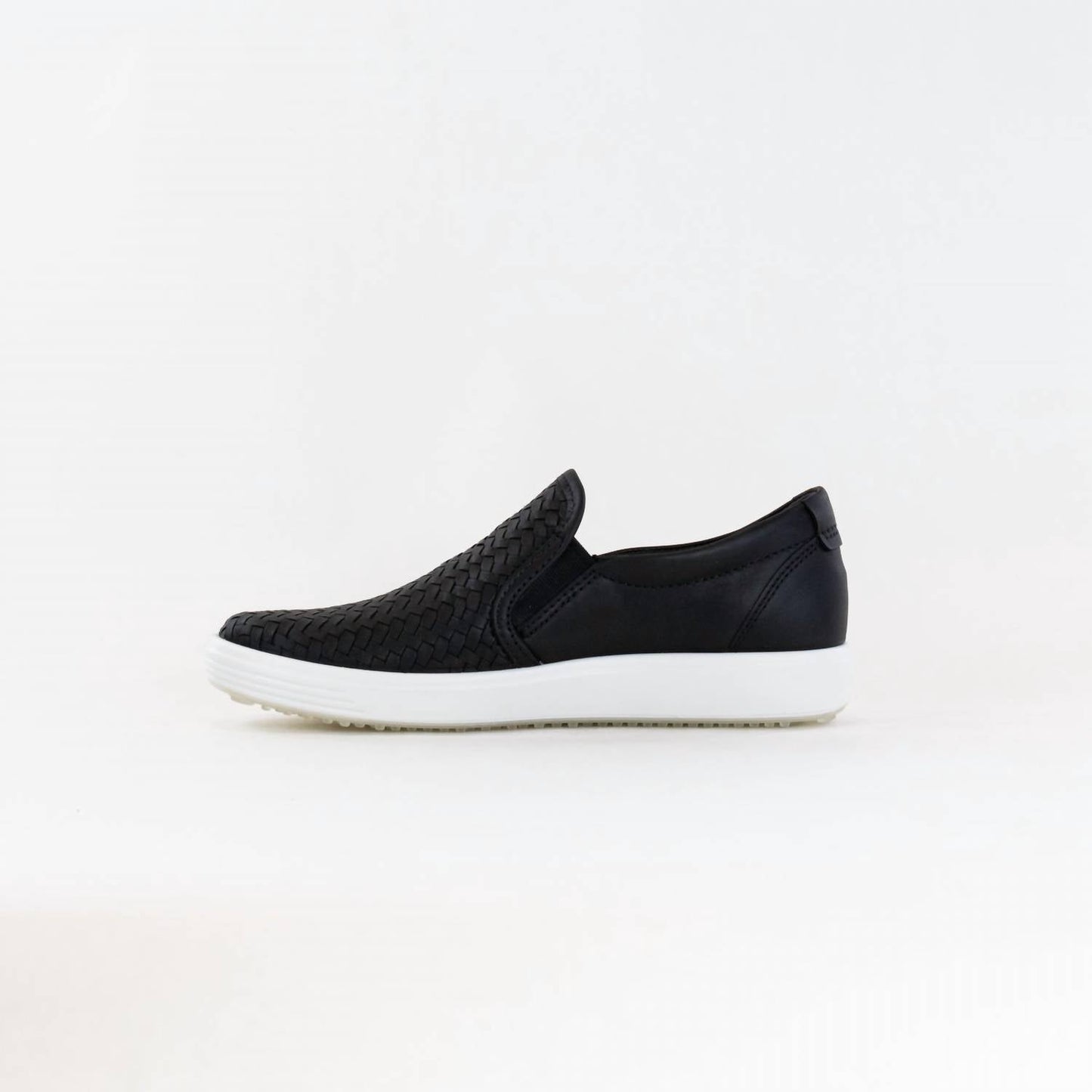 Ecco - Women's Soft 7 Woven Slip On 2.0 Shoe