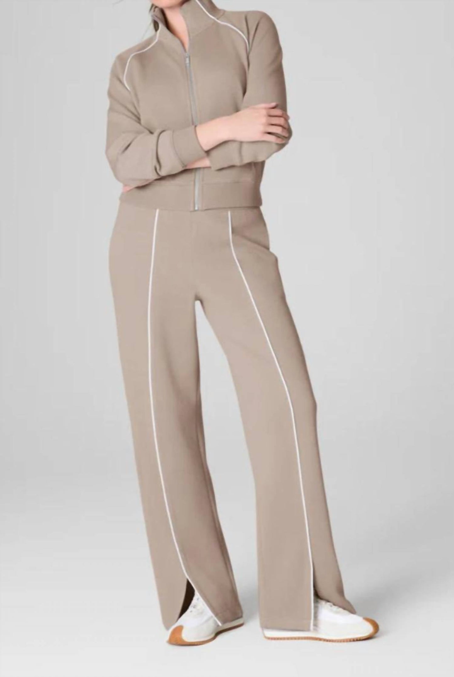 Spanx - Airpique Straight Track Pant