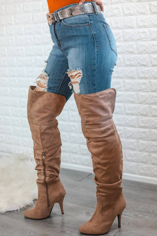 Surelymine - Women's Unmatchable Pointy Slouchy Knee And Thigh High Boots
