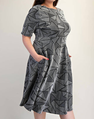 The Curve La - Plus Size Lurex Knit Short Sleeve Midi Dress With Pockets