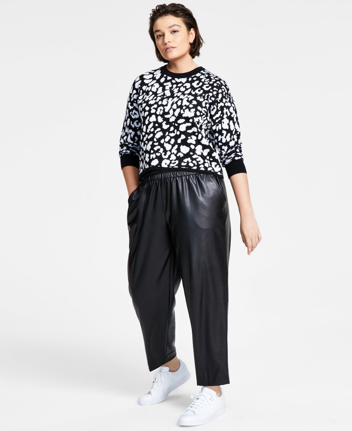 Bar III Women's Cheetah Jacquard Sweater Black Size Large