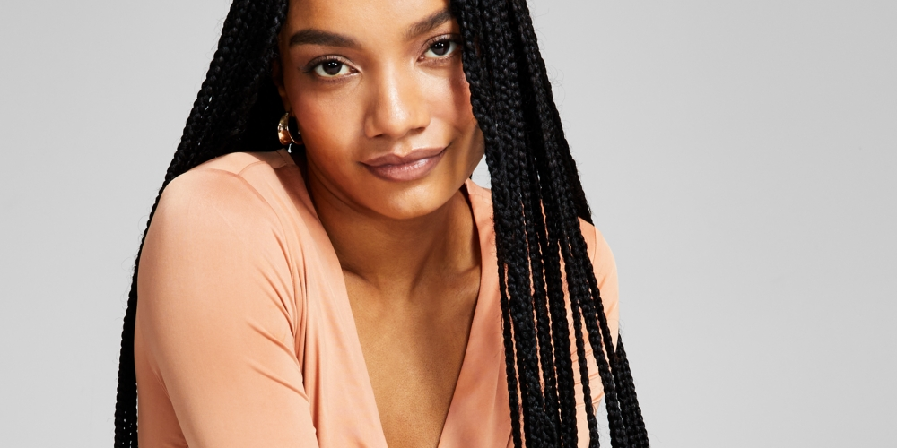 And Now This Women's Ruched Long Sleeve V Neck Knit Top Brown Size L