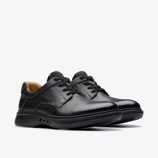 Clarks - Men's Un Briley Pace Shoes
