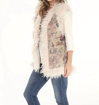 Paparazzi By Biz - Dusty Floral Faux Suede & Faux Shearling Long Vest