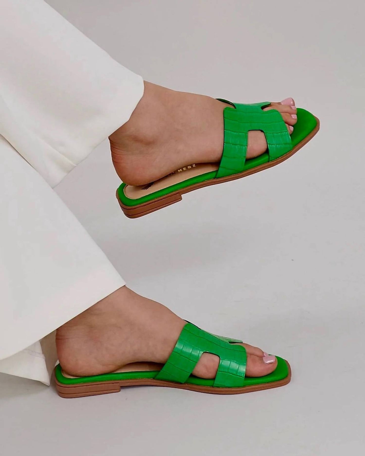 Emilia Merz - Women's Mallorca H Flats Sandals