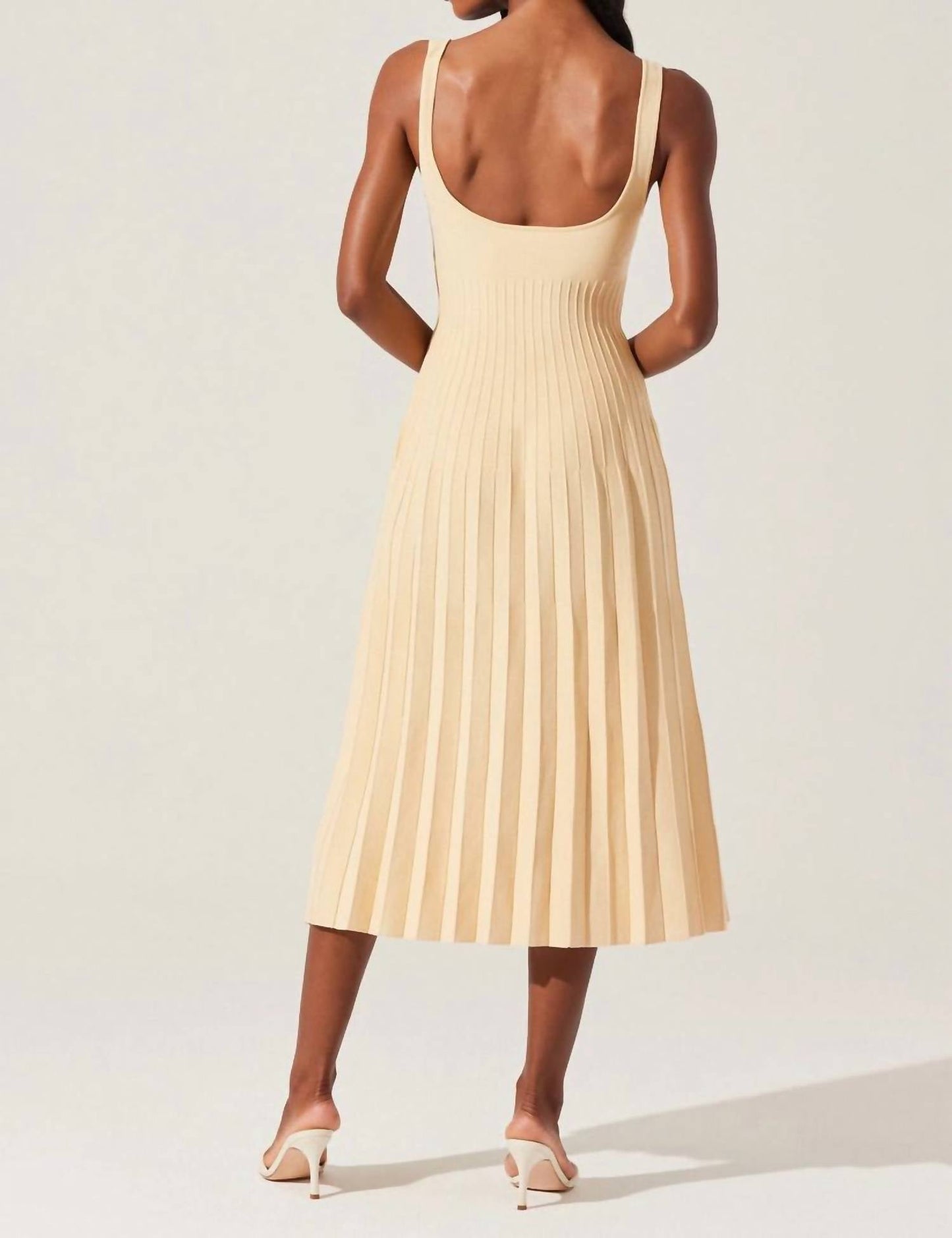 Astr - Aylin Pleated Midi Sweater Dress
