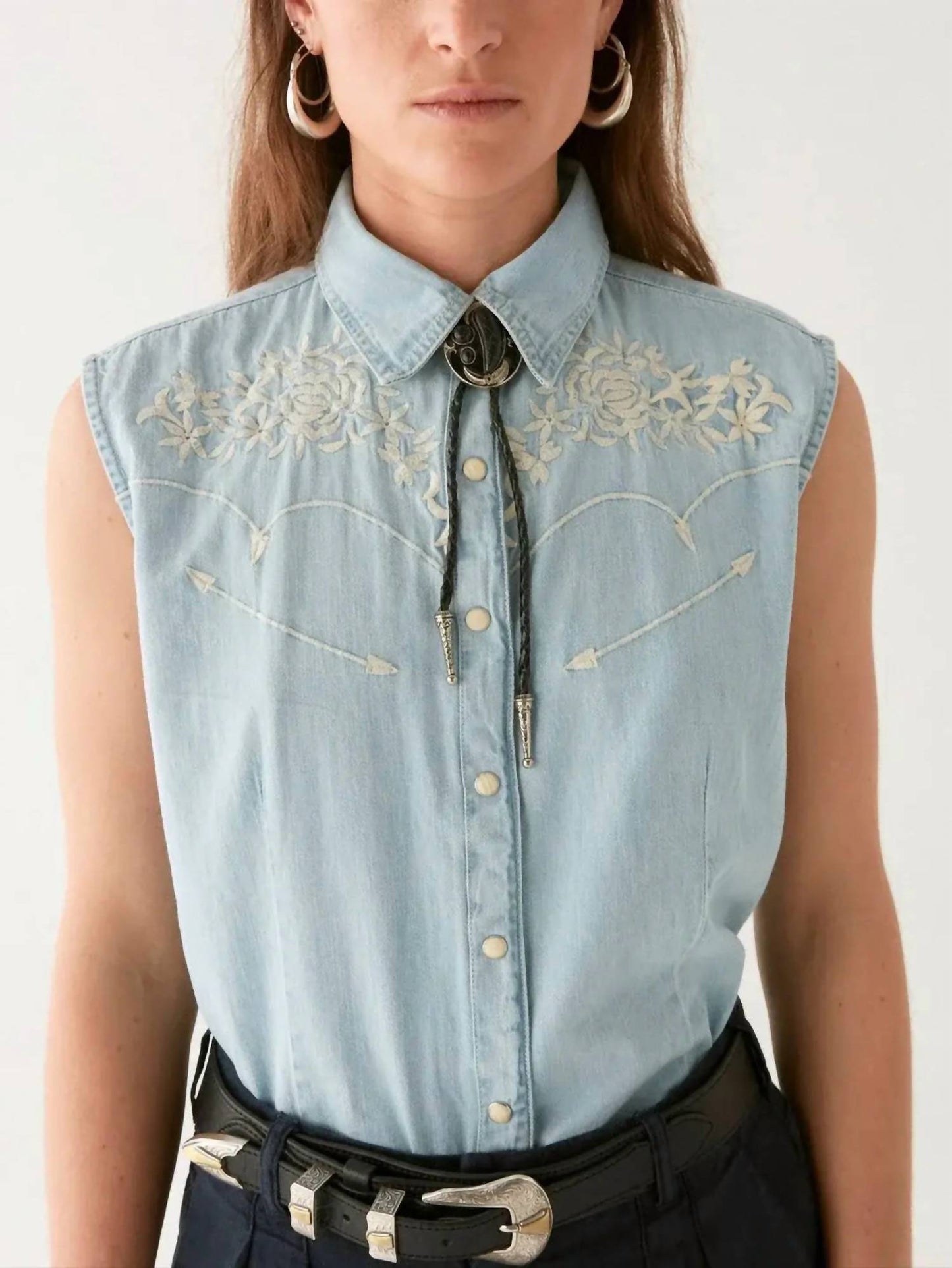 Maison Hotel - Dallas Collared Sleeveless Blouse