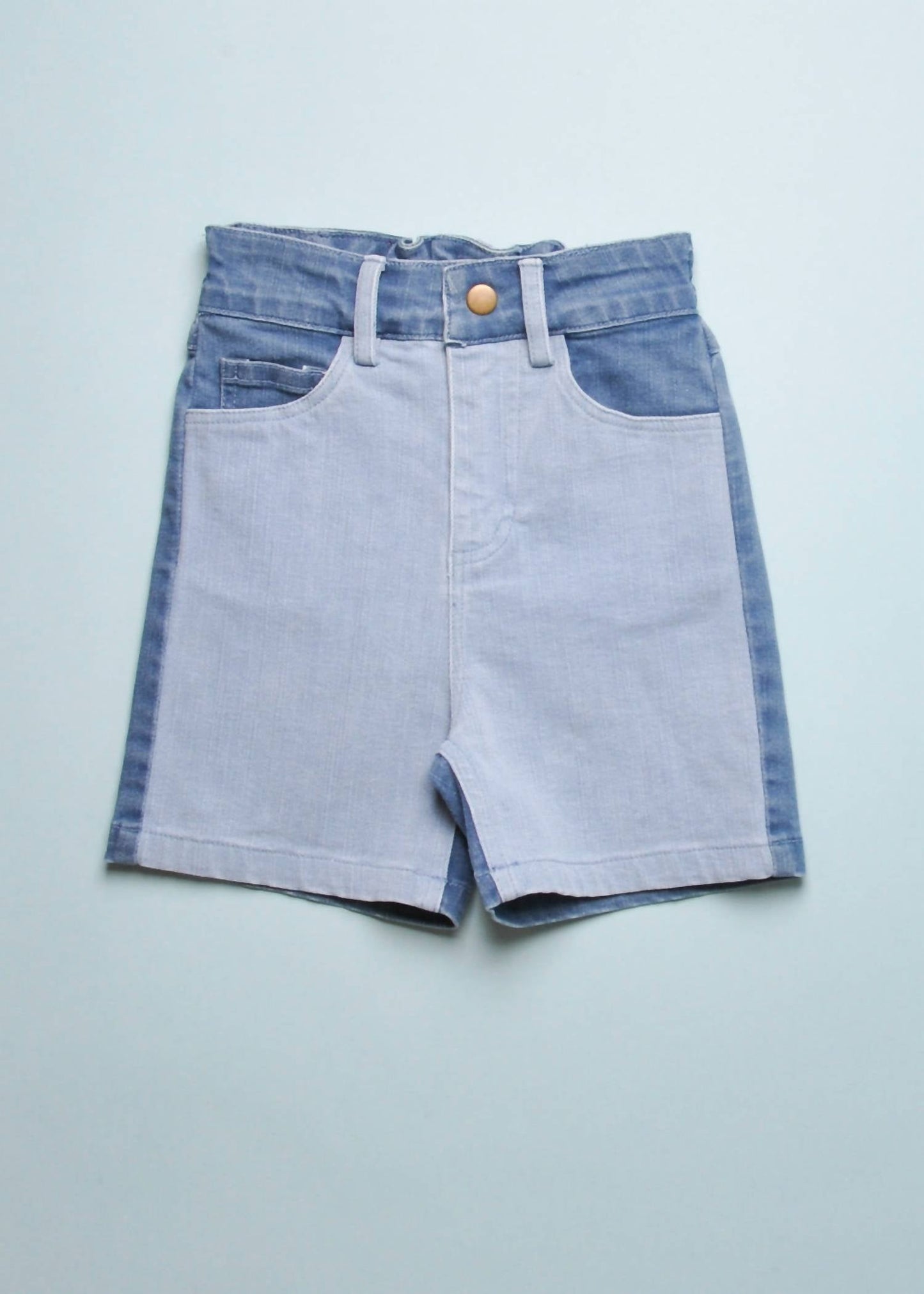 A Monday In Copenhagen - Boys Balder Colorblock Shorts