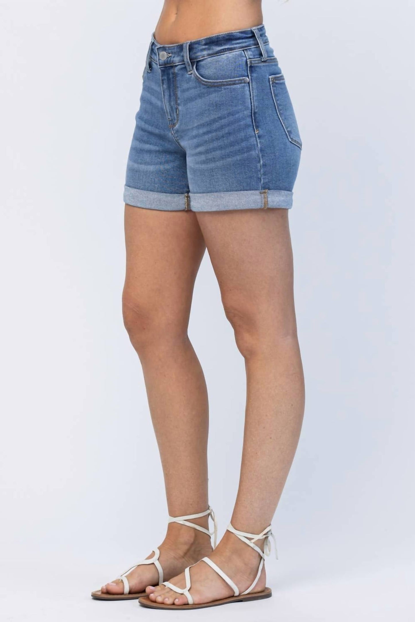 Judy Blue - Mid Rise Cuffed Shorts