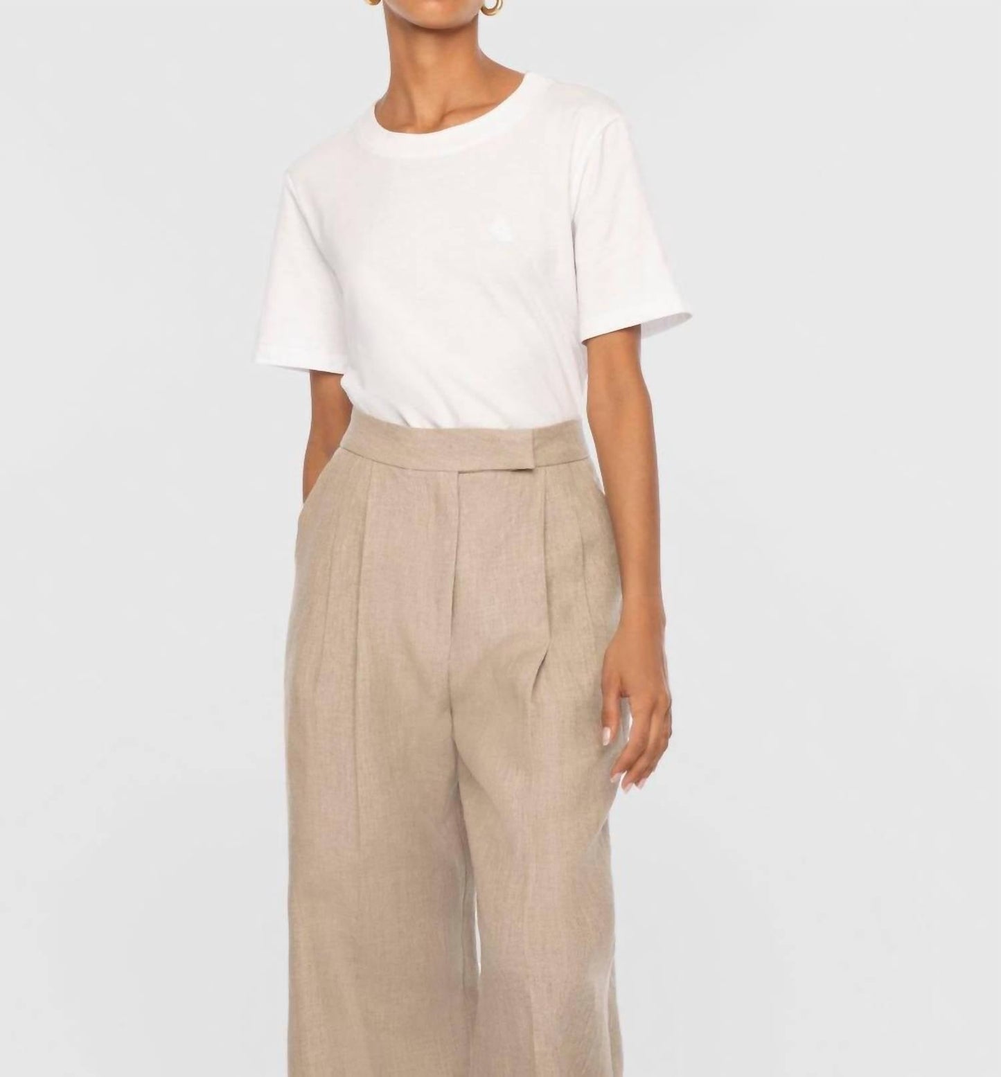 Dāl The Label - Essential T-shirt