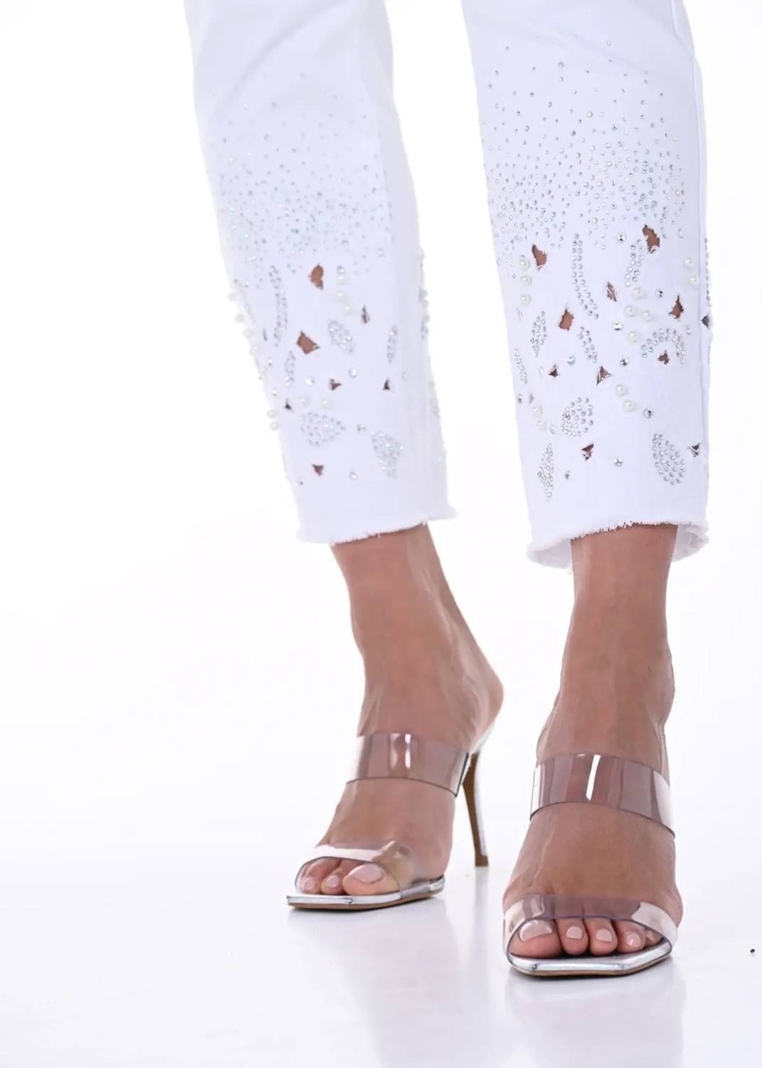 Frank Lyman - Cropped Woven Pants