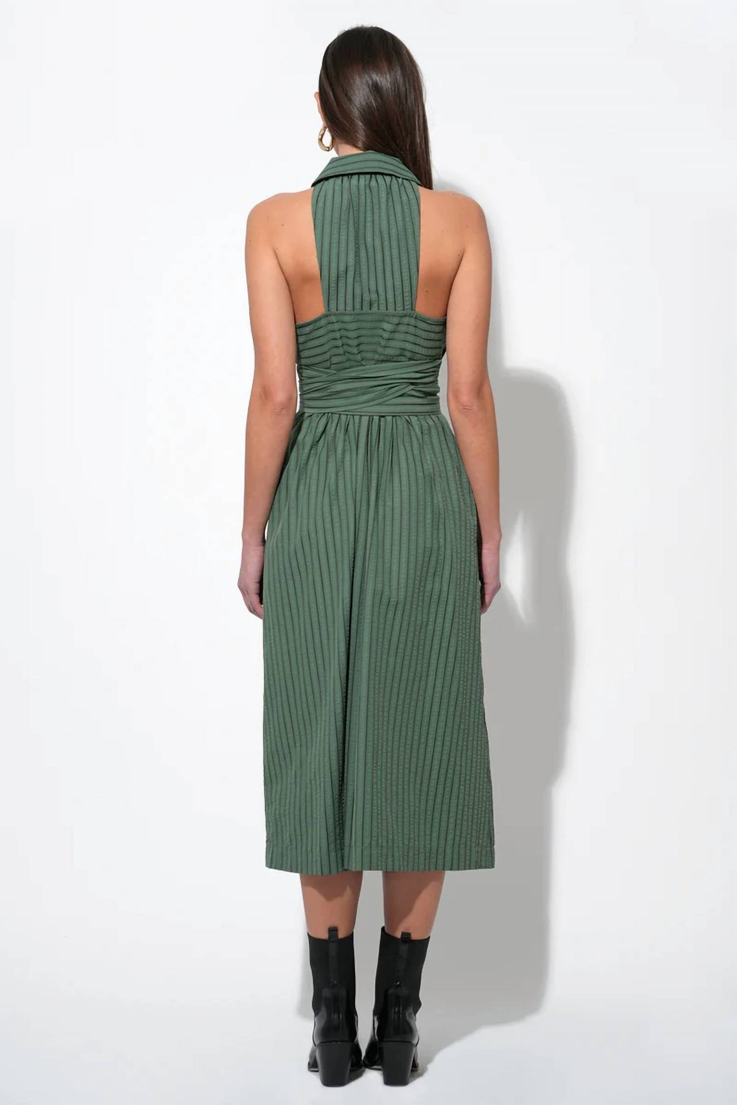 Adelyn Rae - Rosa Flutter Halter Collared Midi Dress