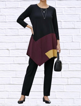 Diva Usa - Colorblock Asymmetrical Hem Knit Tunic