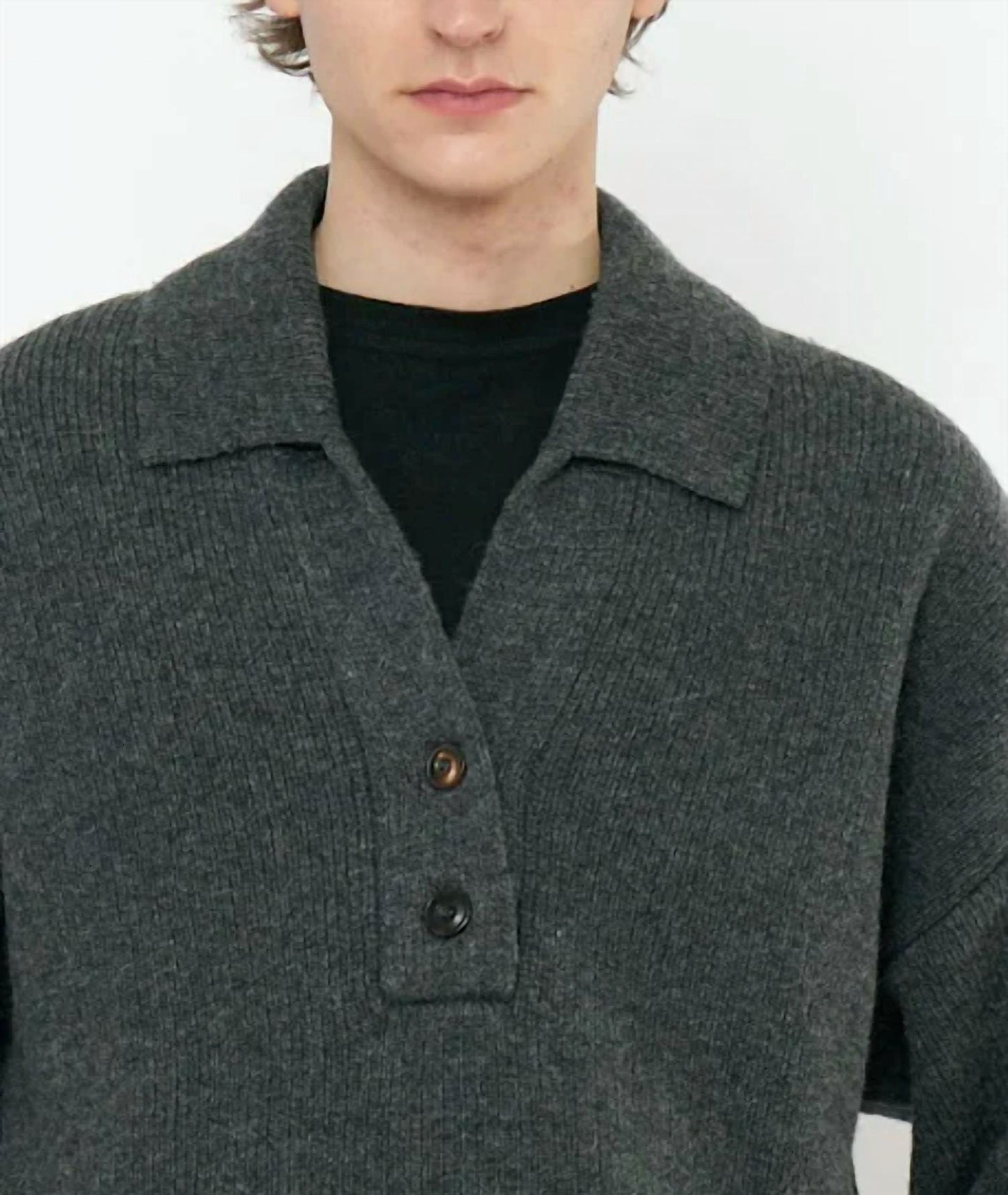 7115 By Szeki - Chunky Collared Recycled Wool Pullover