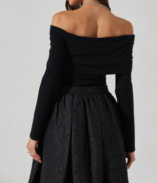Astr - Jada Off Shoulder Top