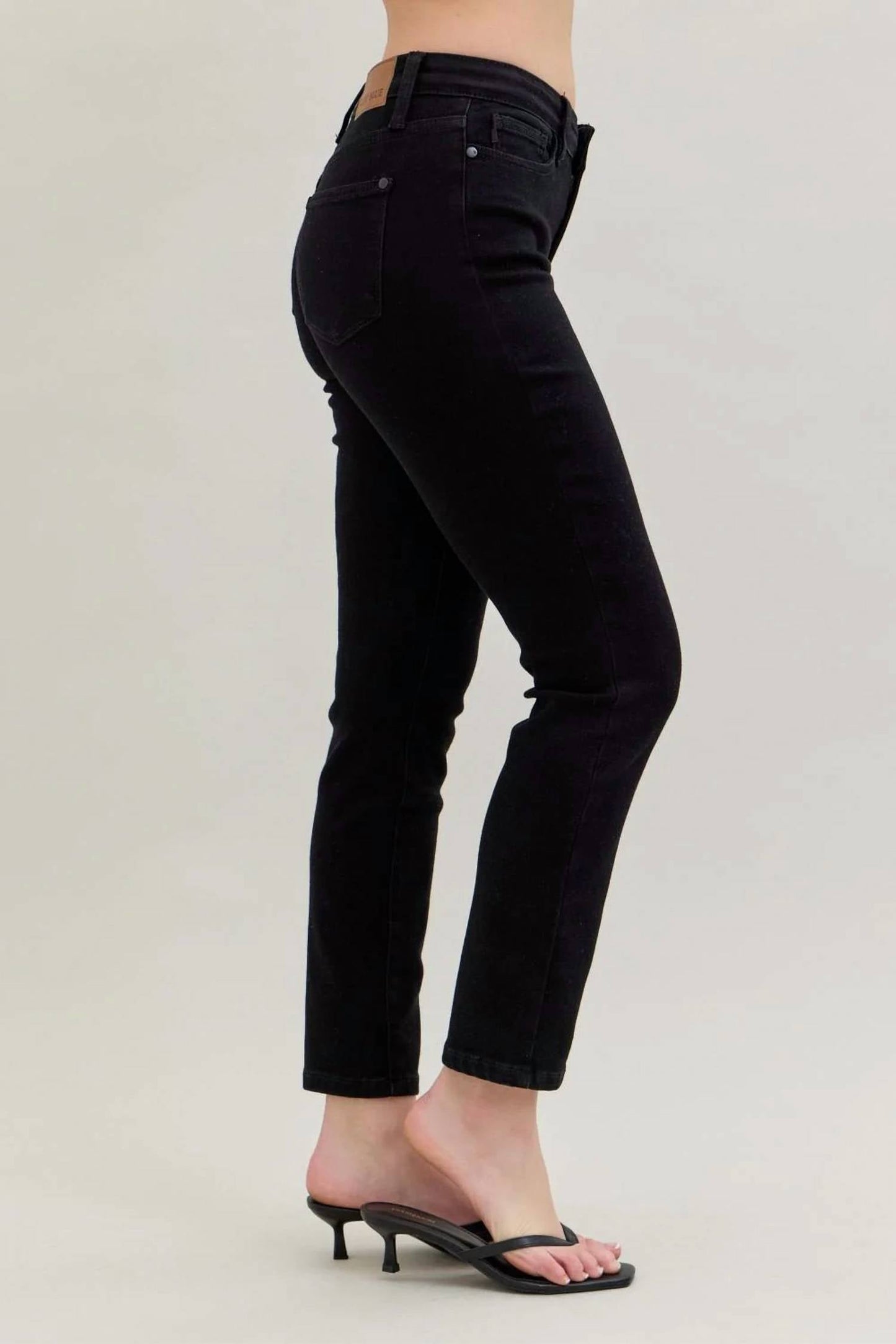 Judy Blue - Mid-rise Slim Fit Jeans