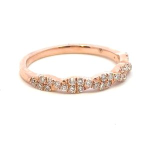 Aamiaa - 0.35 Carat Natural Diamond Twisted Prong Band