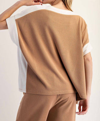 Ee:Some - Color Block Short Sleeve Top