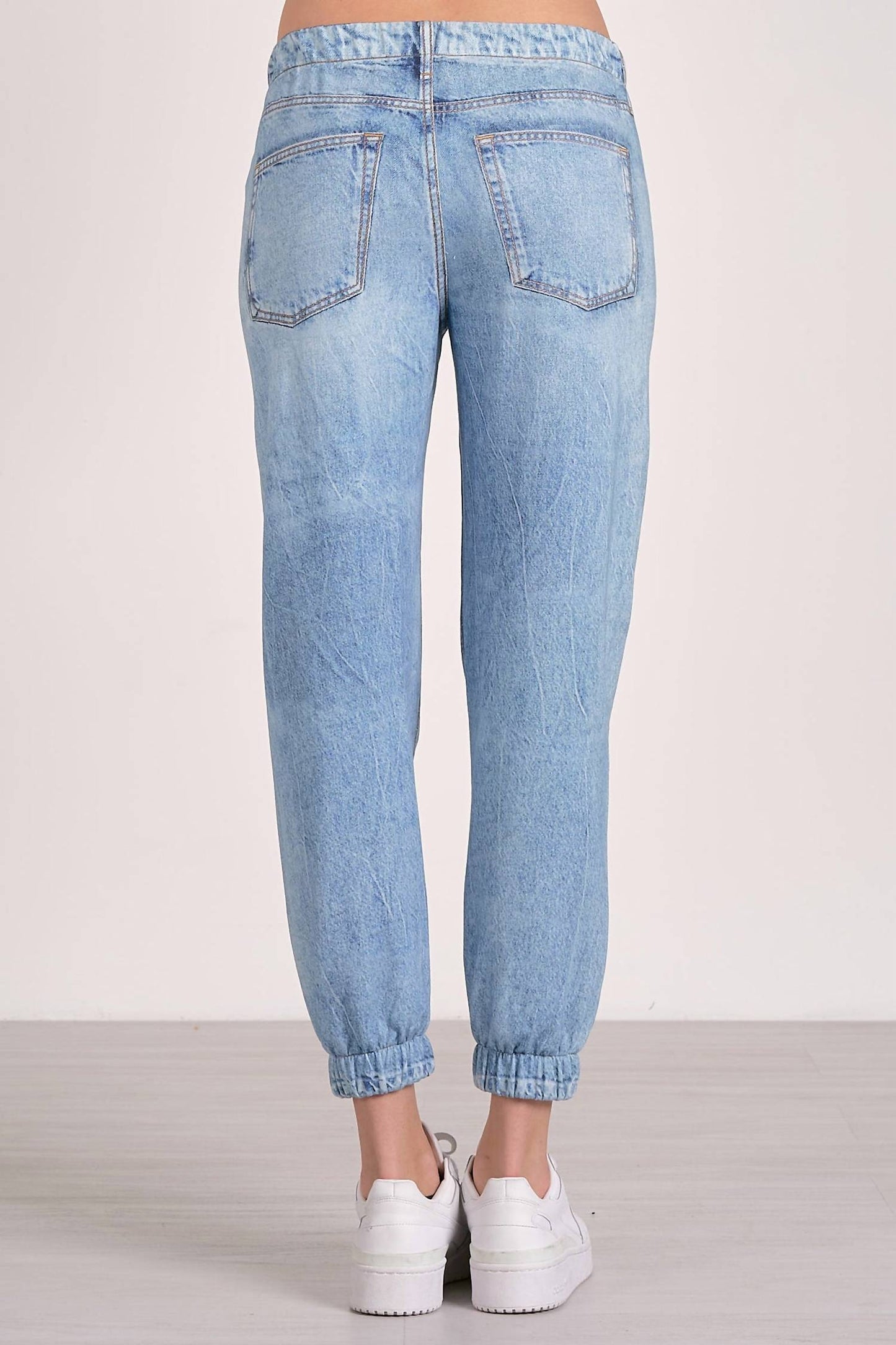 Elan - Mid-rise Jogger Jean