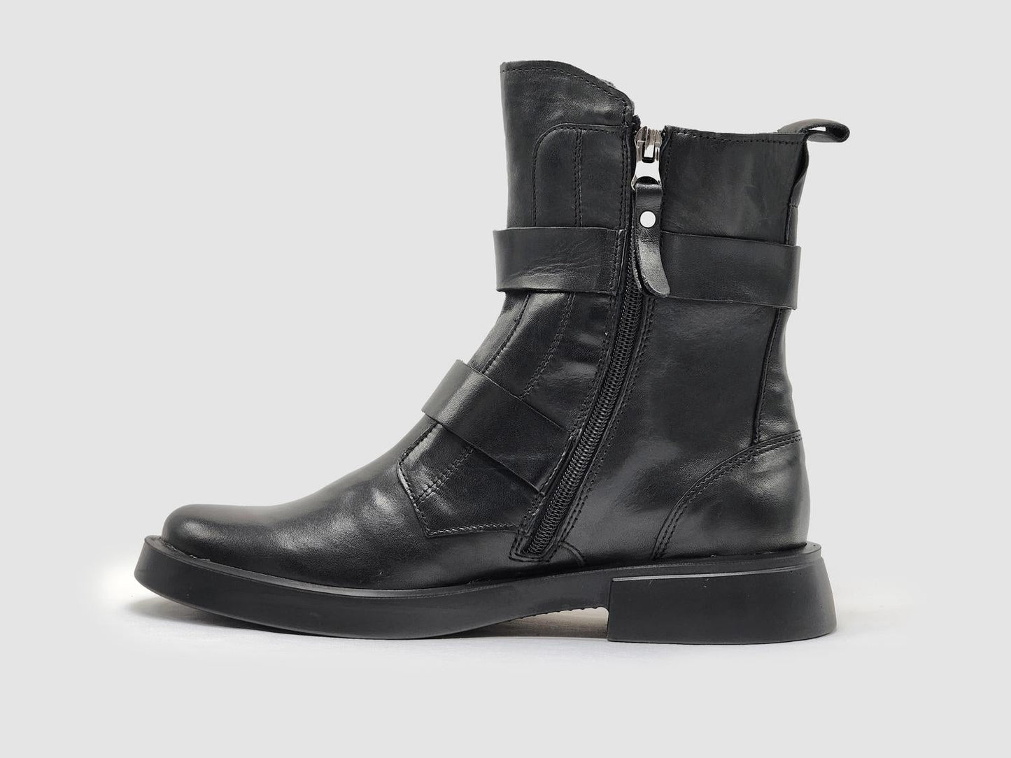 Kcr Group - Women's Mid Buckle Leather Boots